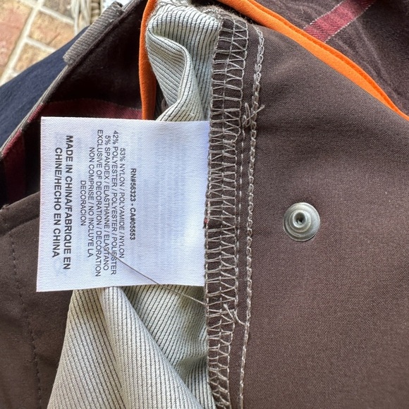 Nike Men's Charcoal Flat Front Shorts - Picture 7 of 7